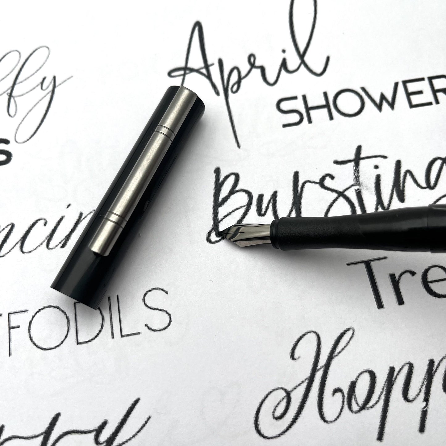 Sunyale CalliFlex Arabic Calligraphy Fountain Pen Set — OEM/ODM Custom